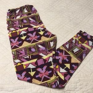 ⭐️⭐️3 for $25!!⭐️⭐️ Lularoe tall and curvy leggings